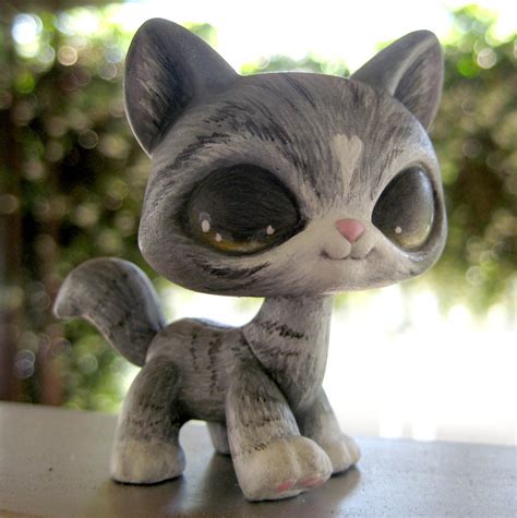 Grey Striped Cat Lps By Theleyline On Deviantart