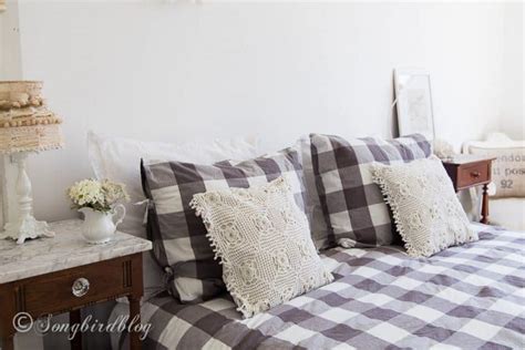 Romantic Bedroom Decor With Vintage Finds Songbird