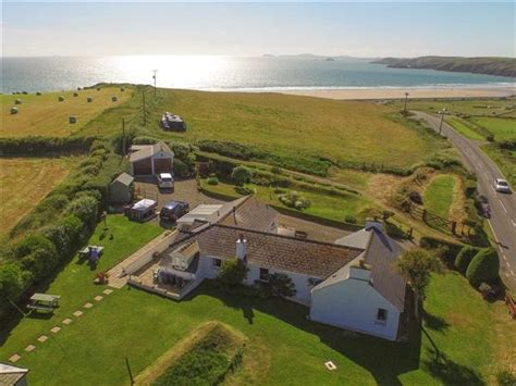 Southwood Cottage Ref Uk42607 In Newgale With Hot Tub Cottage Weekend And Short Breaks At