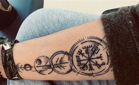 Viking Vegvisir Viking Compass Tattoo Arm Tattoo Viking Viking Compass