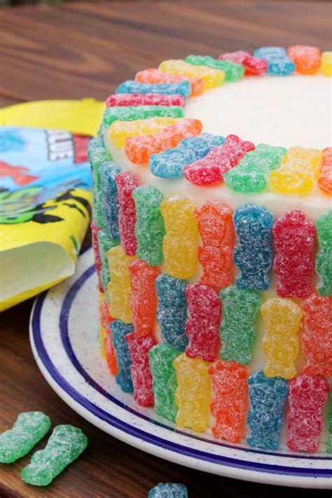 Select the best valentine cake ideas: Sour Patch Kids Cake | The Spiffy Cookie