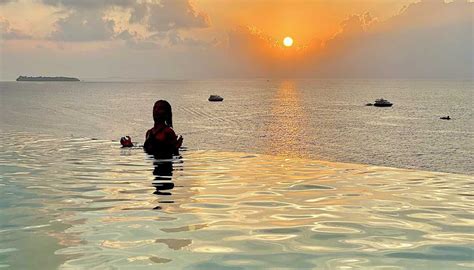 Maafushi Guest House Package Includes Sand Bank Dolphin Watching