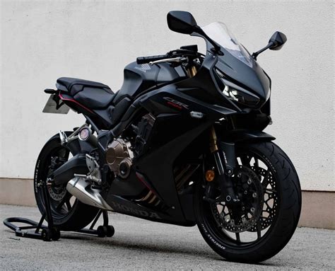 Honda cbr650r last recorded price begun from ₹ 7.7 lakh (avg. CBR 650R | Sports bikes motorcycles, Super bikes, Racing bikes