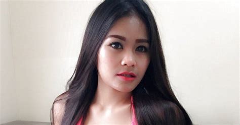 Jun 23, 2021 · dengan mengikuti arahan sang dukun, dijamin semua permasalahan yang dihadapi akan diselesaikan secara cepat. Cerita Sex Dengan Kakek Perkasa - Cerita Dewasa, Film ...