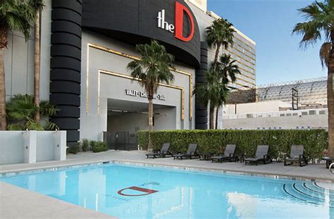 The D Pool Cabanas And Daybeds Hours And Photos Las Vegas