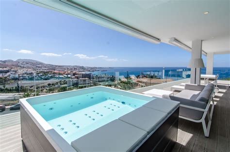 hoteles jacuzzi en la habitacion tenerife baobab suites jacuzzi terraza habitaciones de hotel