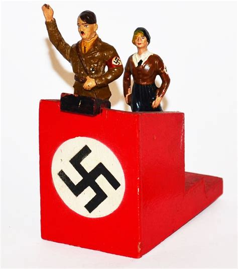 Must Have Toy Adolf Hitler With “sieg Heil” Saluting Action Heeb