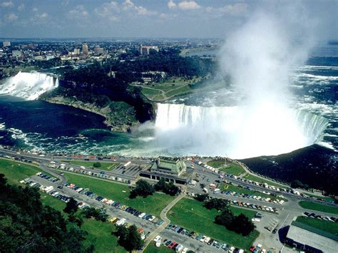 Tripadvisor has 3,009,707 reviews of ontario hotels, attractions, and restaurants making it your best ontario travel resource. Storia di Scandale: Ontario - Canada - Niagara Falls
