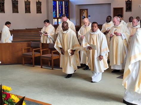 Photos Mass For Deceased Priests Of The Jefferson City Diocese The