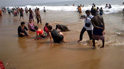 Puri Sea Beach Bathing And Enjoying Odisha India Youtube