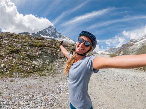 Selfie Matterhorn Stock Photos Pictures And Royalty Free Images Istock