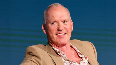 michael keaton s 60 minutes episode only made fans love for him grow