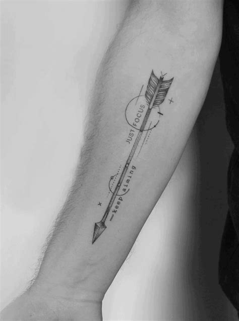 35 Cool And Stylish Arrow Tattoos For Men In 2020 Kulturaupice