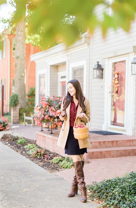 4 Preppy Fall Essentials To Add To Your Cold Weather Wardrobe