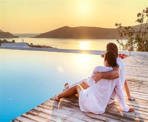 9 Day Honeymoon Tour Getaway Milos Santorini And Mykonos
