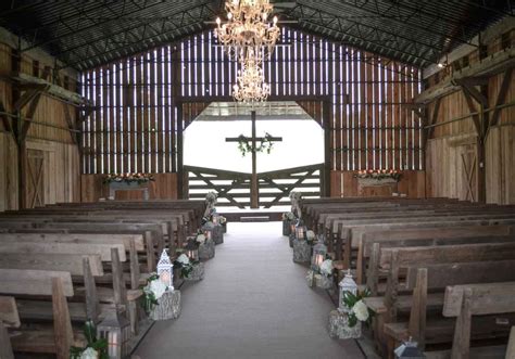 Wedding Ceremony Rustic And Elegant Barn Venue With Lanterns And