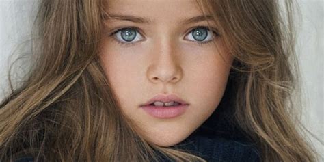 Kristina Pimenova la plus belle petite fille au monde top modèle à