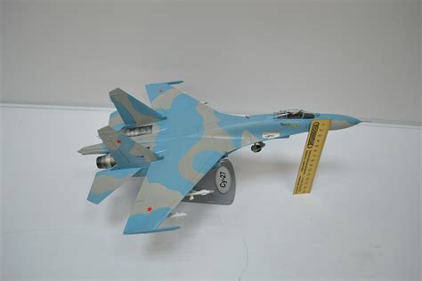 Модель самолета истребителя Су 27 Моделлмикс модели в масштабе