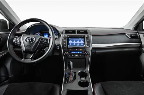 2015 Toyota Camry Xse Interior Motor Trend En Español