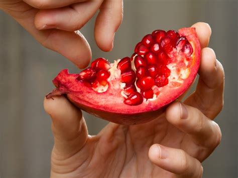 Can You Eat Pomegranate Seeds Organic Facts