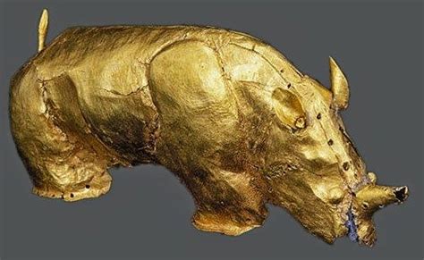 Gold Restaurant Mapungubwe Rhino Lion Sculpture Sculpture Oda