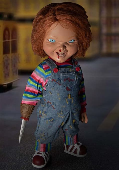 Mega Scale Childs Play 2 Menacing Chucky Doll