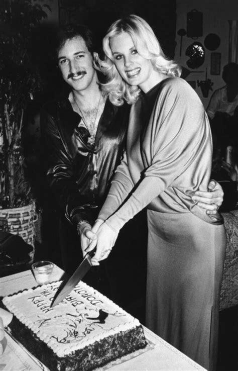 The Tragic Fate Of Playboy Star Dorothy Stratten Pictolic