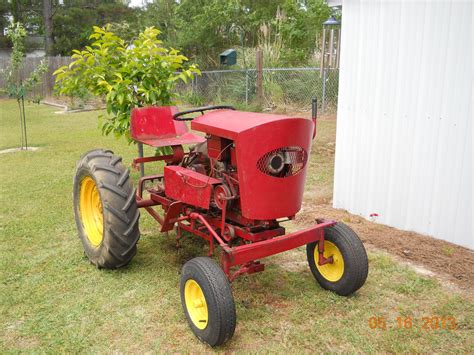 Pin by Logan Wyatt on Speedex Tractor | Small garden tractor, Lawn