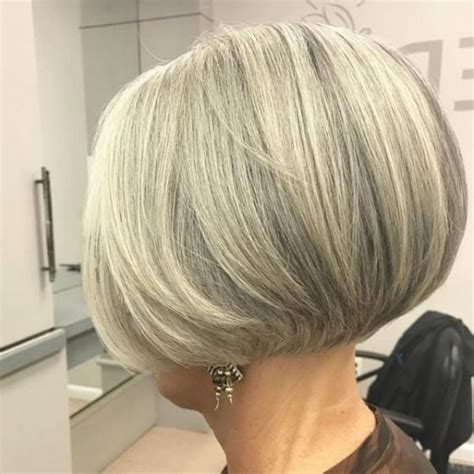 25 Cool Short Bob Haircuts For Women Over 60 In 2023