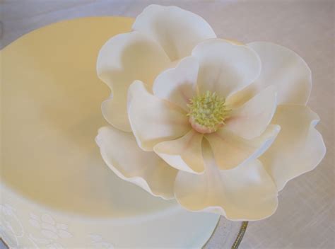 Sugar Magnolia Sugar Flowers Traditional Wedding Cakes Flower Artists