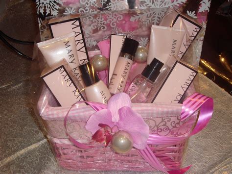 Pink Gift Basket TimeWise Mary Kay Gifts Mary Kay Gift Sets Mary