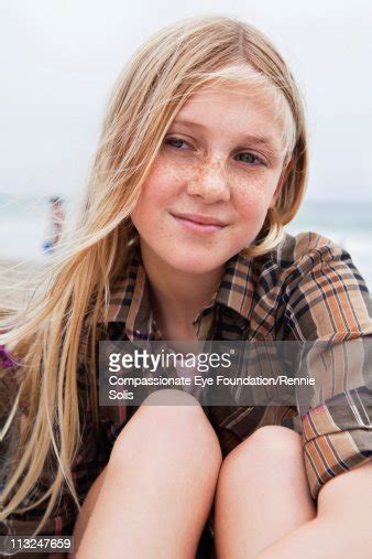 Portrait Of Blonde Teenage Girl Bildbanksbilder Getty Images