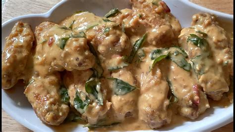 Our friends recommended us to try their salted egg chicken wings. Creamy Salted Egg Chicken Wings - YouTube