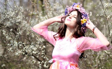 Free Images Girl Woman White Flower Model Spring Fashion Clothing Lady Pink Wreath