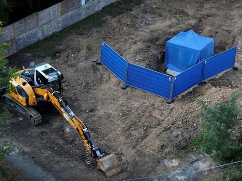 A massive world war ii bomb found in germany's financial capital frankfurt was safely detonated in the early hours of thursday. 500 kg WW2 bomb found - World News - Castanet.net