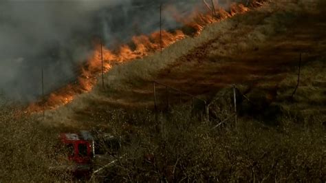 Grass Fires Burn Across Okc Fire Official Advises Caution Outdoors