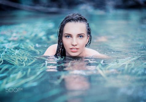 wallpaper face women model portrait blue eyes brunette photography river swimming pool