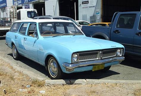 The cylinders bores were attached to the outer case at the 12, 3, 6 and 9 o'clock positions) for greater rigidity around the head gasket. HG Holden Station Wagon. Perfect restoration.