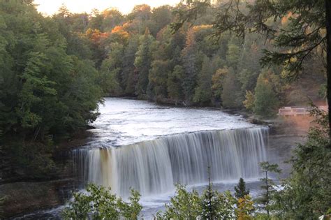 Топ 10 лучших водопадов США и как их посетить