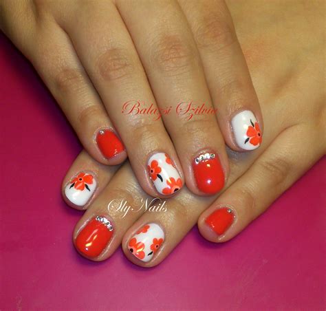 piros virágos gél lakk | Nails, Beautiful nails, Hair styles