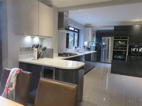 Gloss Anthracite And Cashmere Handle Less Kitchen In Kidderminster Worcs