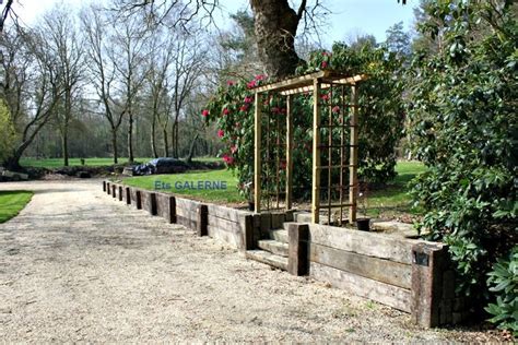 Retenue terre ardoise … marches jardin, jardins, bordure. retenue de terre en traverses