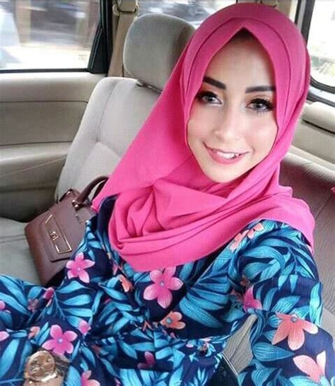 The latest tweets from vmaniak jilbab (@vmaniakj). Pin oleh Noor Ikhwan di our cultures | Jilbab cantik, Kecantikan, Hijab