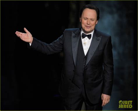 Billy Crystal Reveals If Hed Return To Host The Oscars Photo 4546700