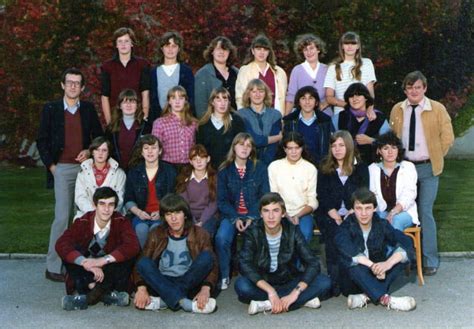 Photo De Classe Classe De Bep Vente Et Commercial De 1980 Lycée Professionnel Des Deux Caps