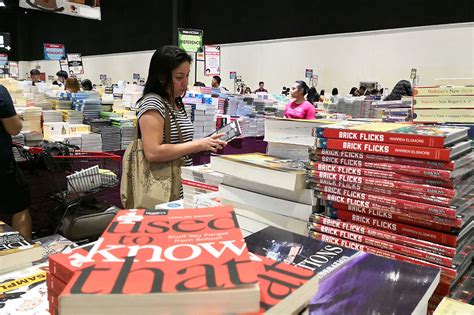 While we know all you bookworms must be quaking in. SNEAK PEEK: World's biggest book sale set to wow Pinoy ...