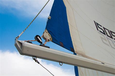 Topping Lift Types Uses And Adjustments Sailing And Boating Guides