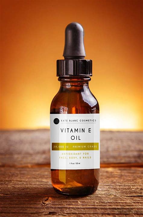 Vitamin e oil is thought to have benefits for a wide range of skin and nail conditions, including treating dry skin, preventing skin cancer, treating psoriasis and eczema, and healing wounds. The 5 Best Vitamin E Supplements For Skin, Vision ...