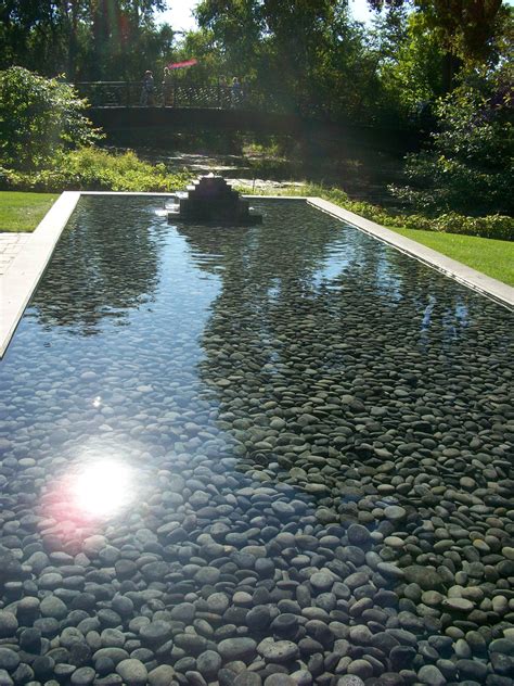 Simple Reflecting Pools With Simple Decor Home Decor Ideas