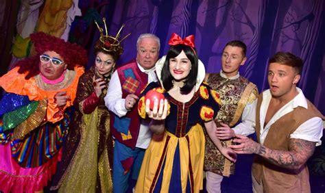 Manchesters Must See Pantomimes This Christmas 2018
